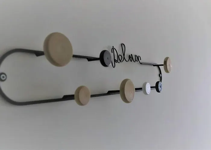 Seaside Serenity - A Lovely With Views Διαμέρισμα *