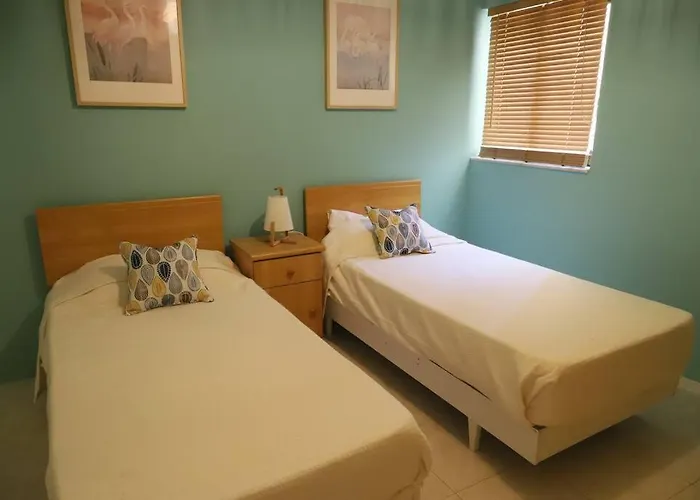 Seaside Serenity - A Lovely With Views Mellieħa