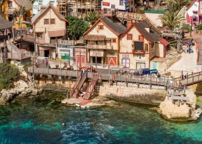 Seaside Serenity - A Lovely With Views Διαμέρισμα *